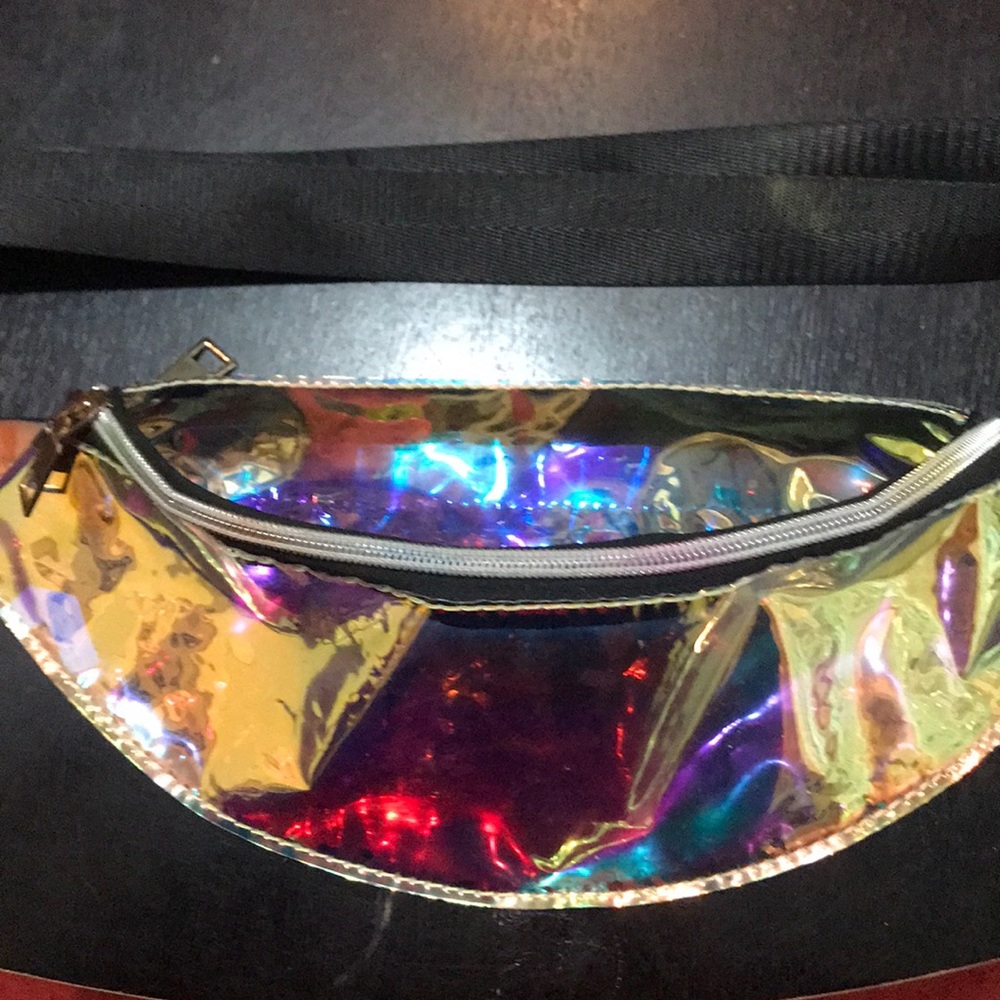 Multicolored fanny pack